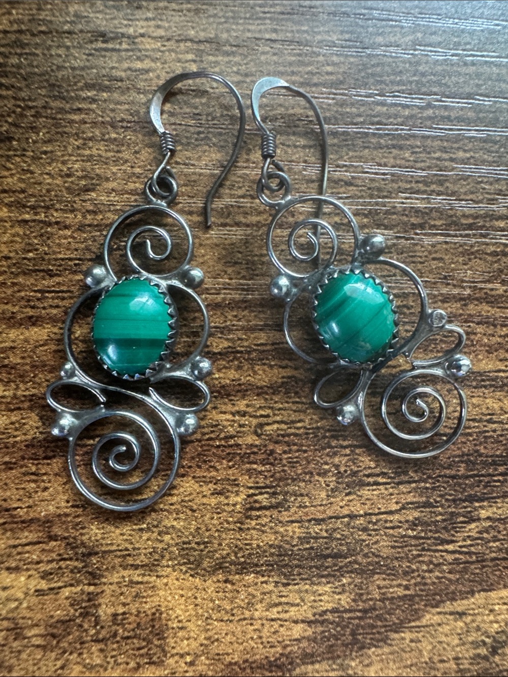 Vintage VO Star Silver Scroll Earrings